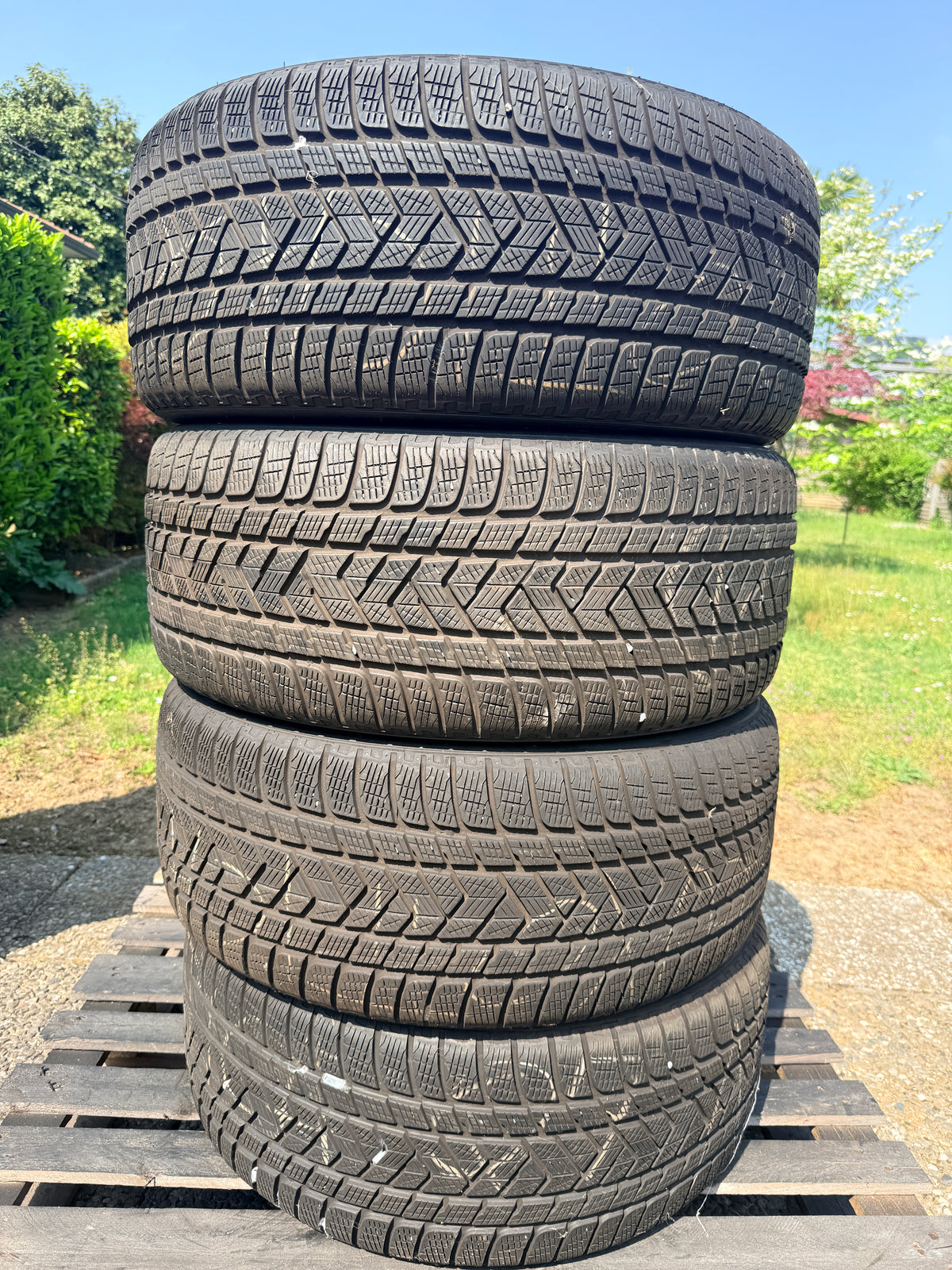 285/45/20 - Invernali - Pirelli - DOT 2019 - Usato