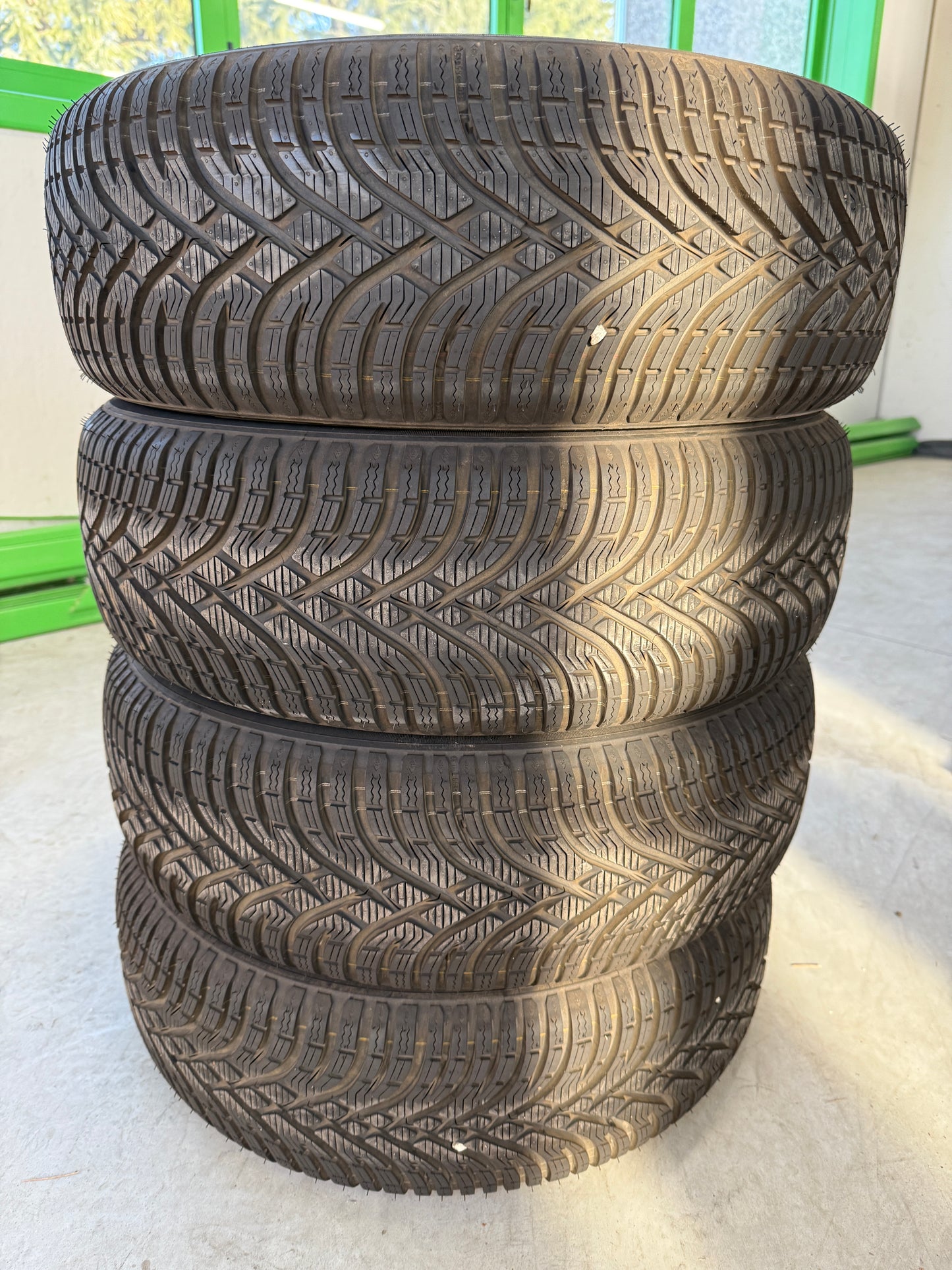 185/65/15 - Invernali - Kleber - DOT 2021 - Usato