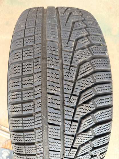 215/45/16 - Invernali - Hankook - DOT 2020 - Usato