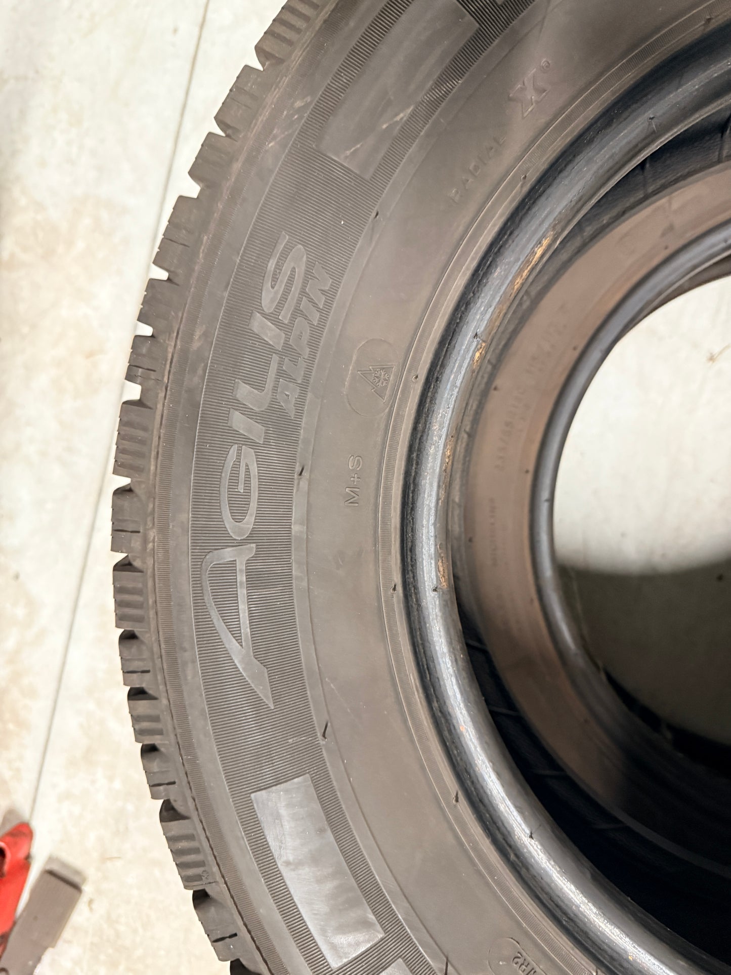 235/65/16C - Invernali - Michelin - DOT 2021 - Usato