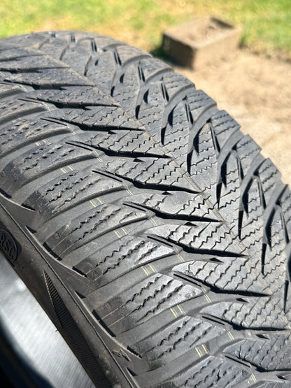 195/55/16 - Invernali - Goodyear antiforatura - DOT 2017 - Usato