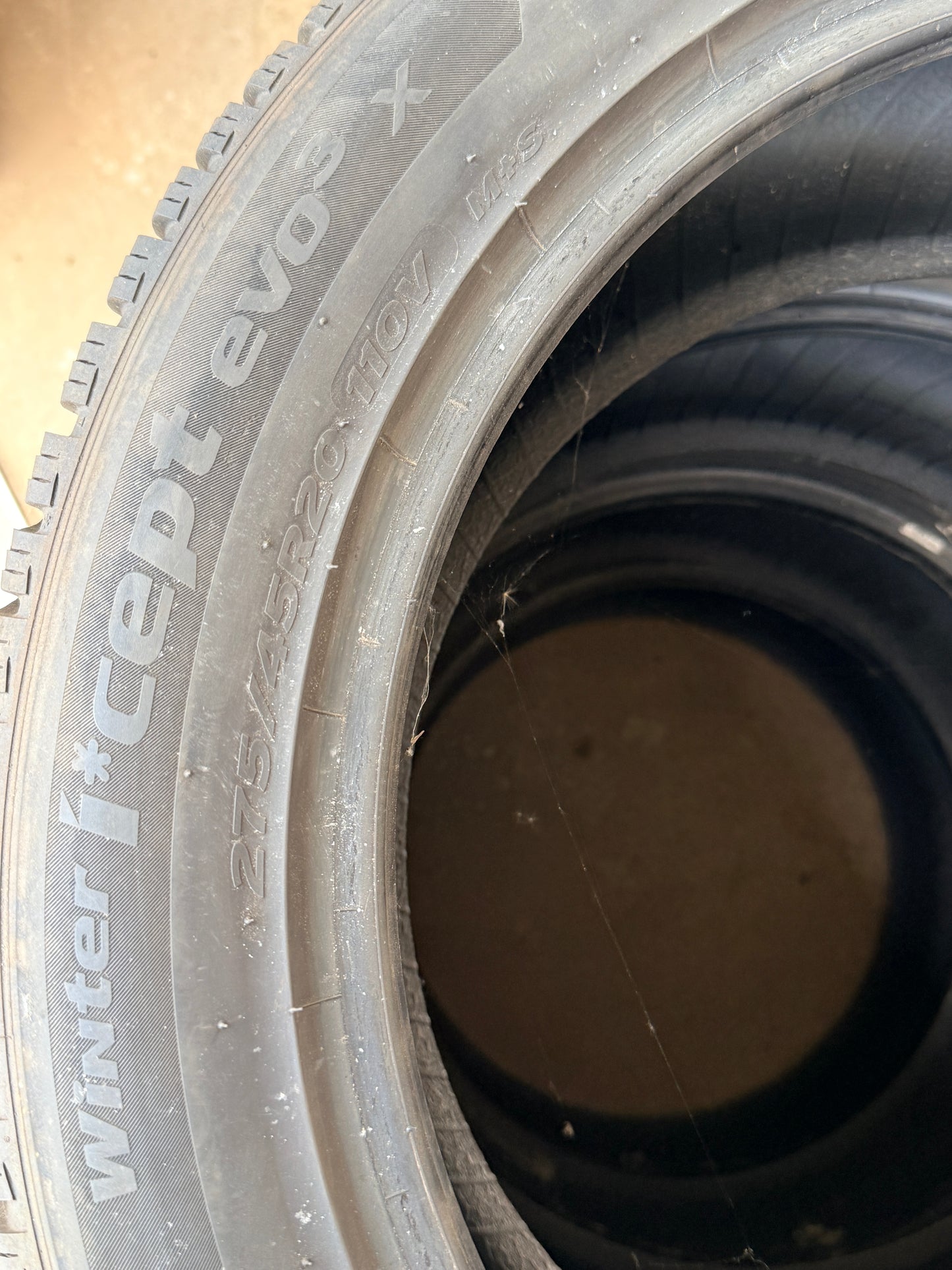 275/45/20-Invernali-Hankook - DOT 2023- Usato