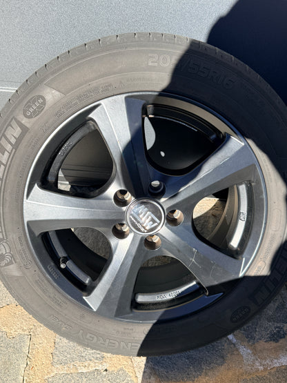 Cerchi + gomme 16” - Ford - MSW/OZ - Usato