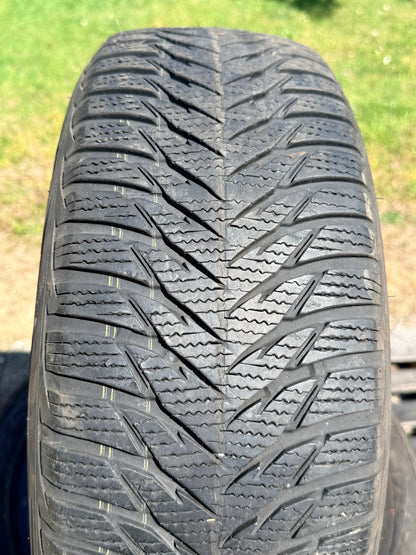 195/55/16 - Invernali - Goodyear antiforatura - DOT 2017 - Usato