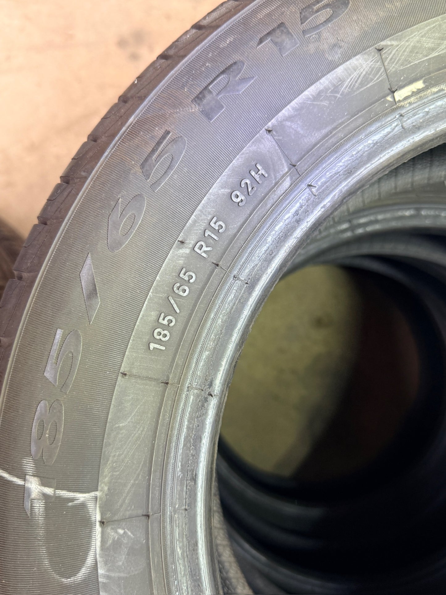 185/65/15 - Estive - Pirelli - DOT 2021-2023 - Usato