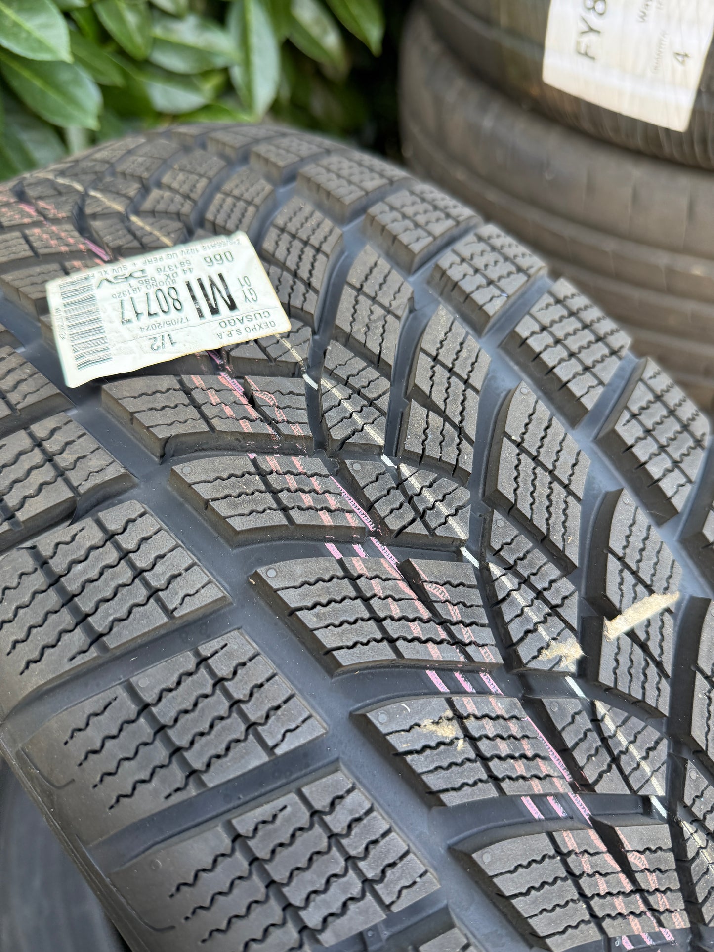 225/55/18 - Invernali - Goodyear - DOT 2023 - Nuovo