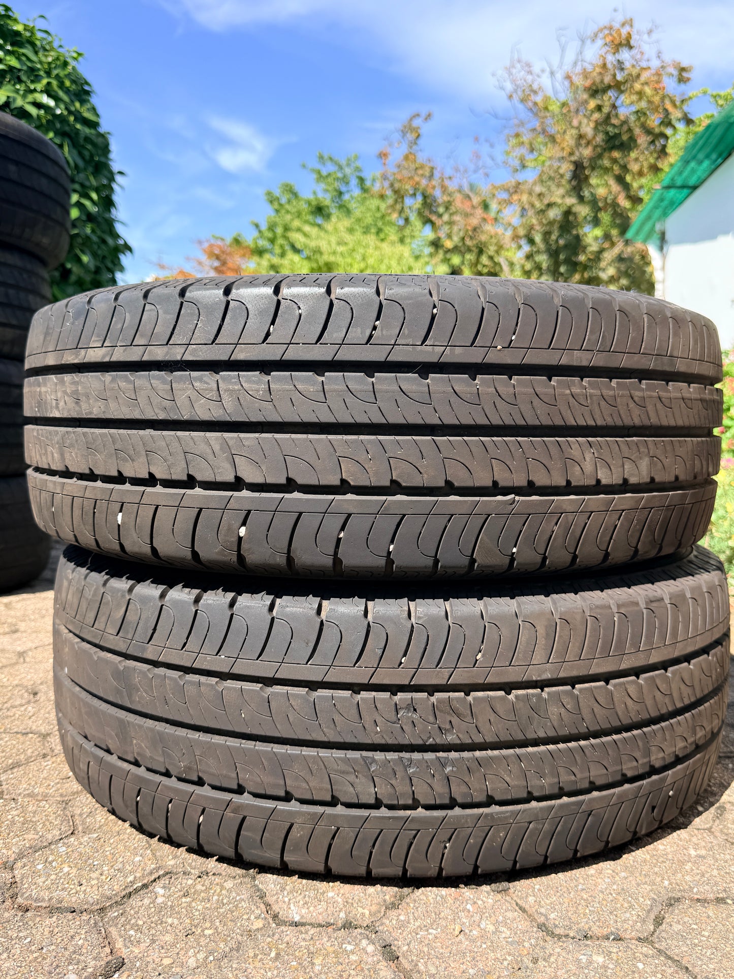215/65/15C - Estive - Goodyear - DOT 2023 - Usato