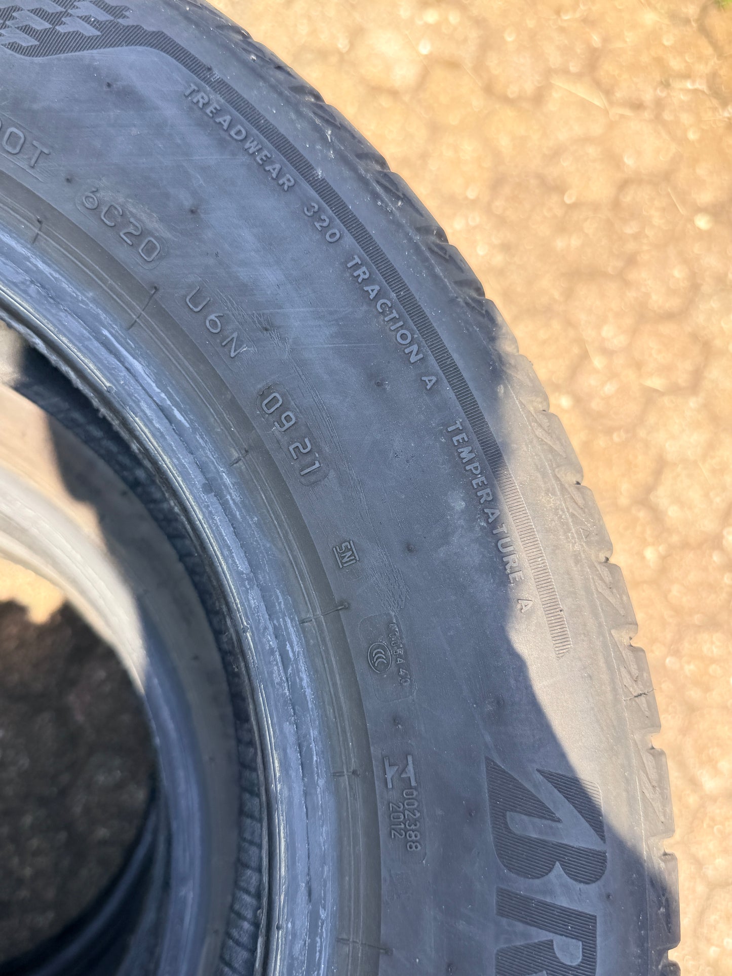 205/60/16 - Estive - Bridgestone - DOT 2021 - Usato