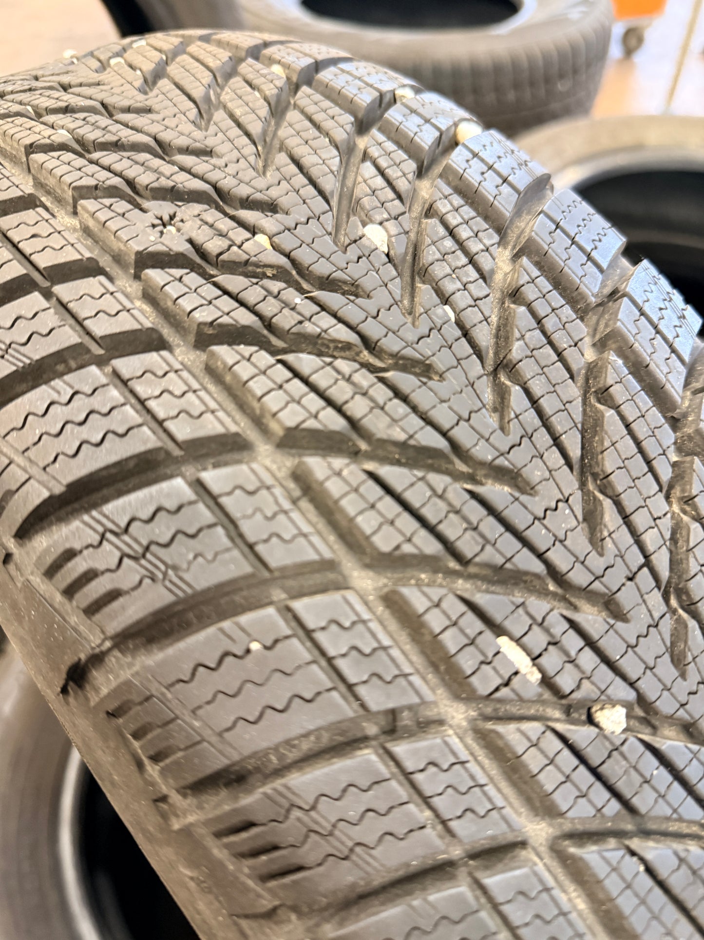 205/60/16 - Invernali - Goodyear - DOT 2024 - Usato