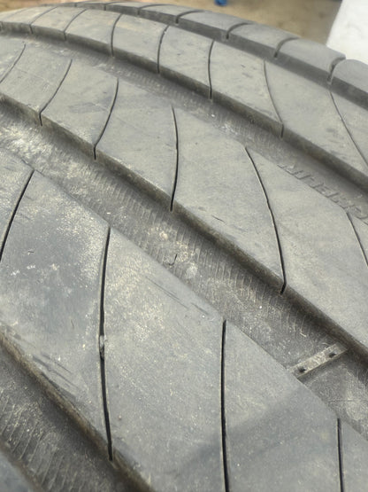 225/55/18-Estive-Michelin - DOT 2022 - Usato