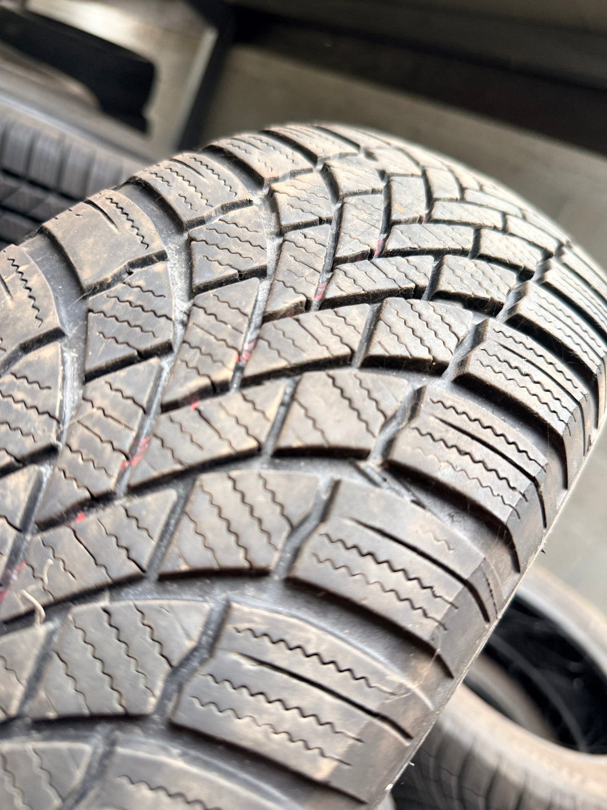 175/65/15 - Invernali - Bridgestone - DOT 2023 - Usato