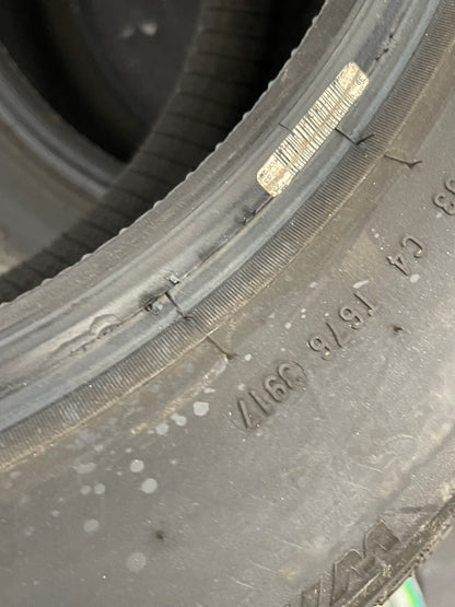 225/60/17 - Invernali - Pirelli - DOT 2017 - Usato
