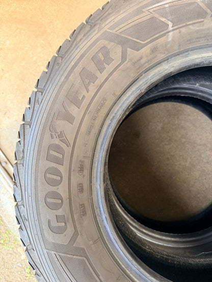 215/70/15C - Invernali - Goodyear - DOT 2024 - Usato
