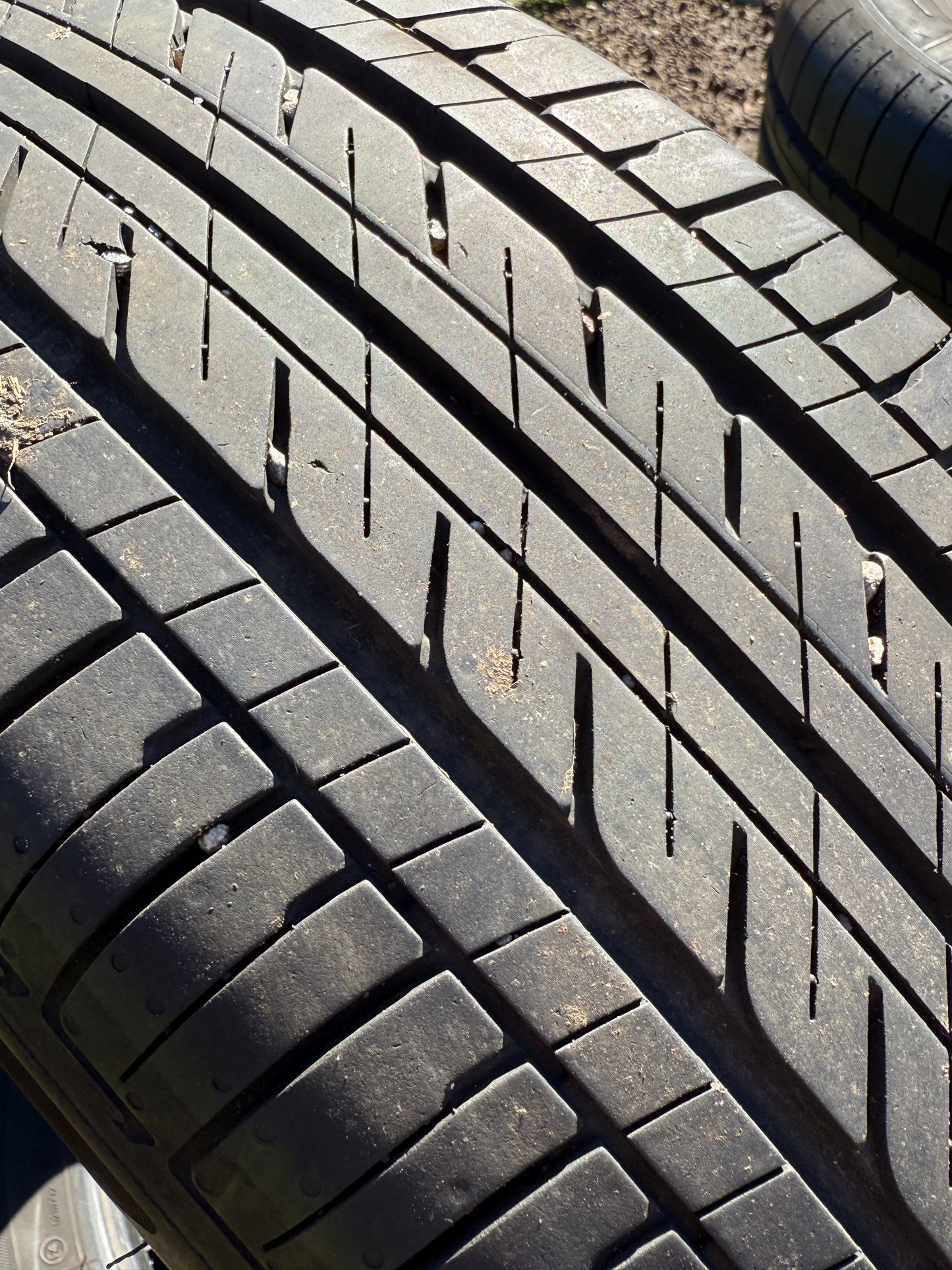 195/65/15-Estive-Bridgestone-DOT 2022-Usato
