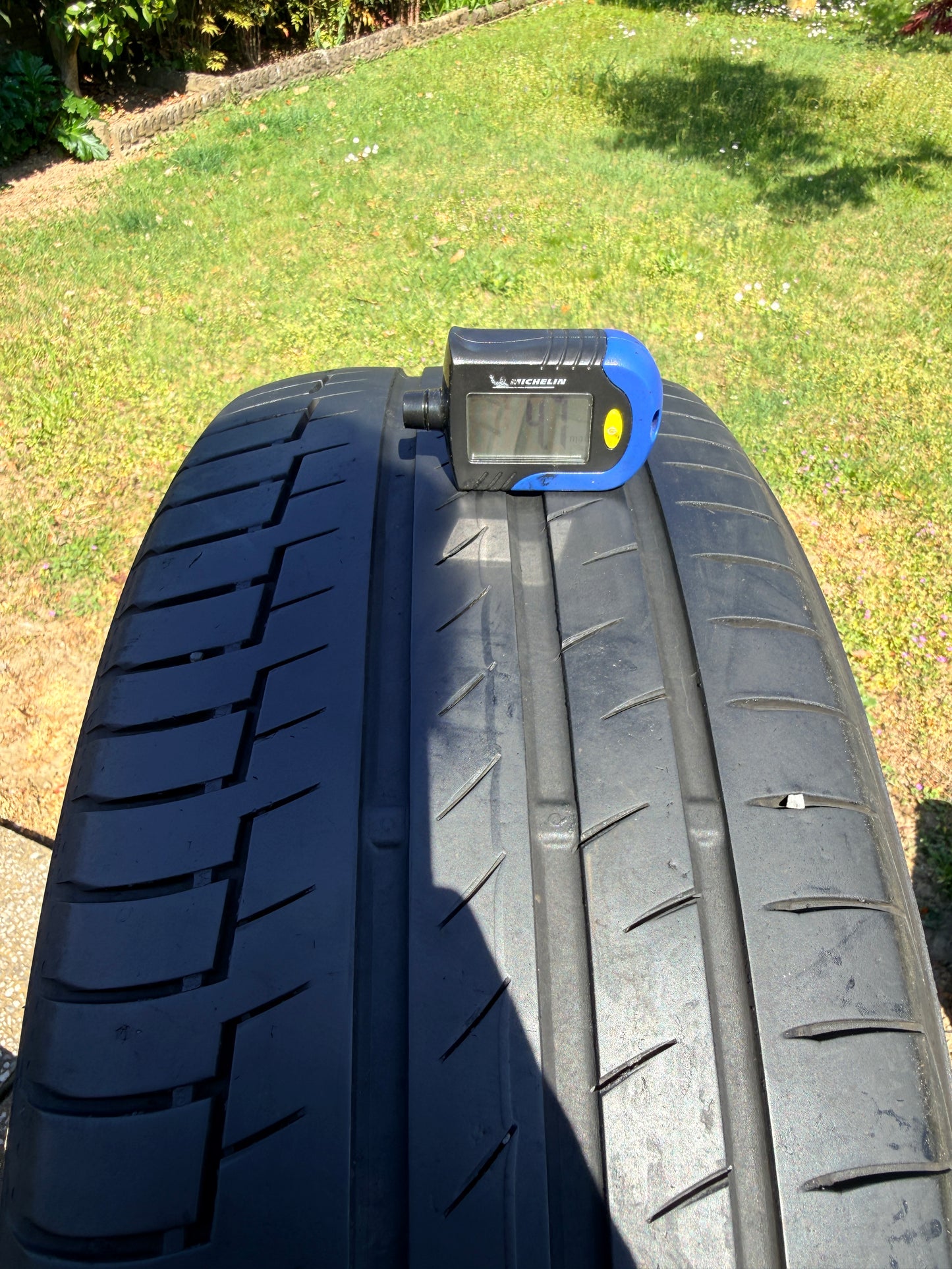 215/55/18 - Estive - Continental - DOT 2019 - Usato