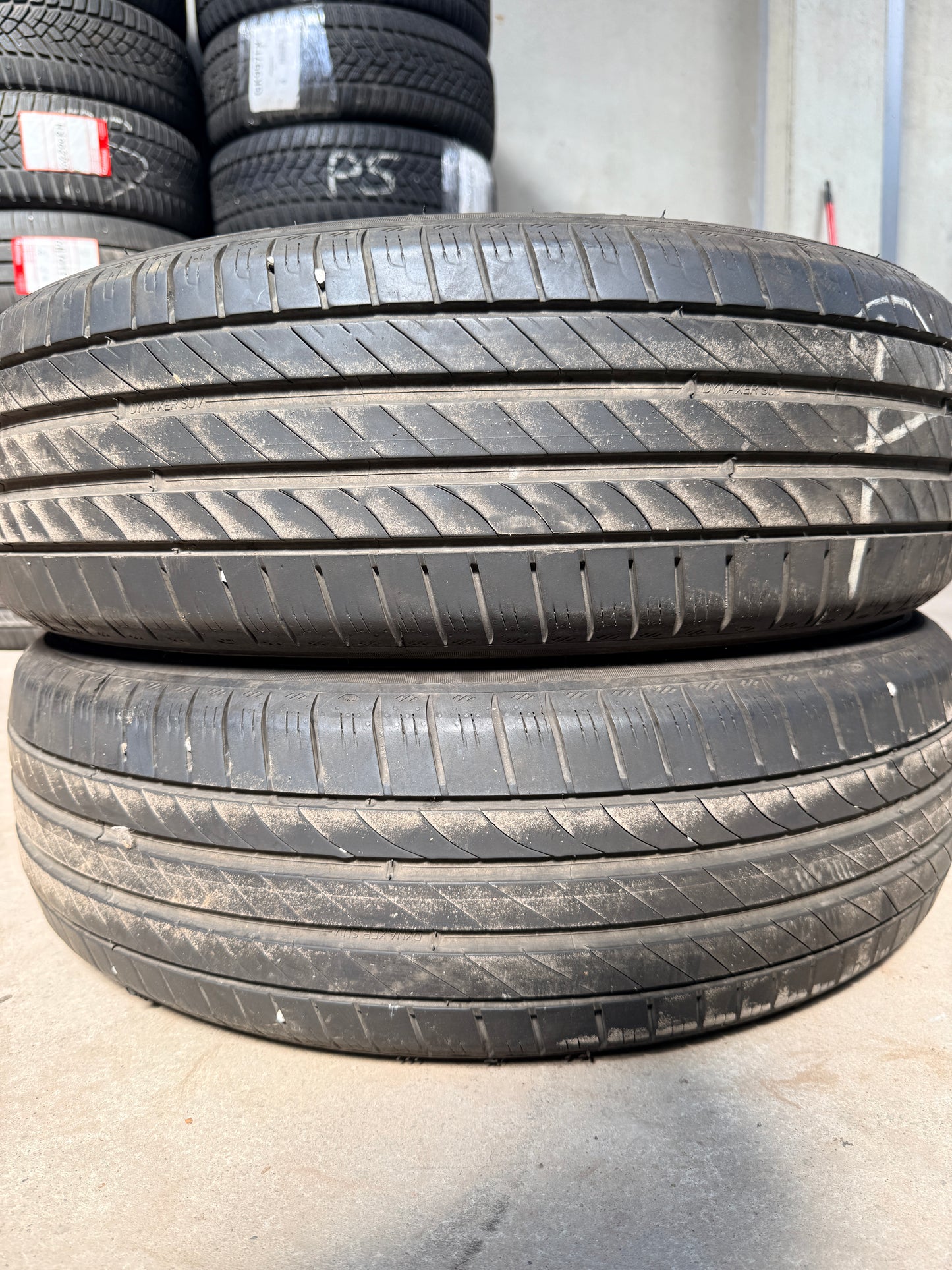 215/65/17 - Estive - Kleber - DOT 2023 - Usato