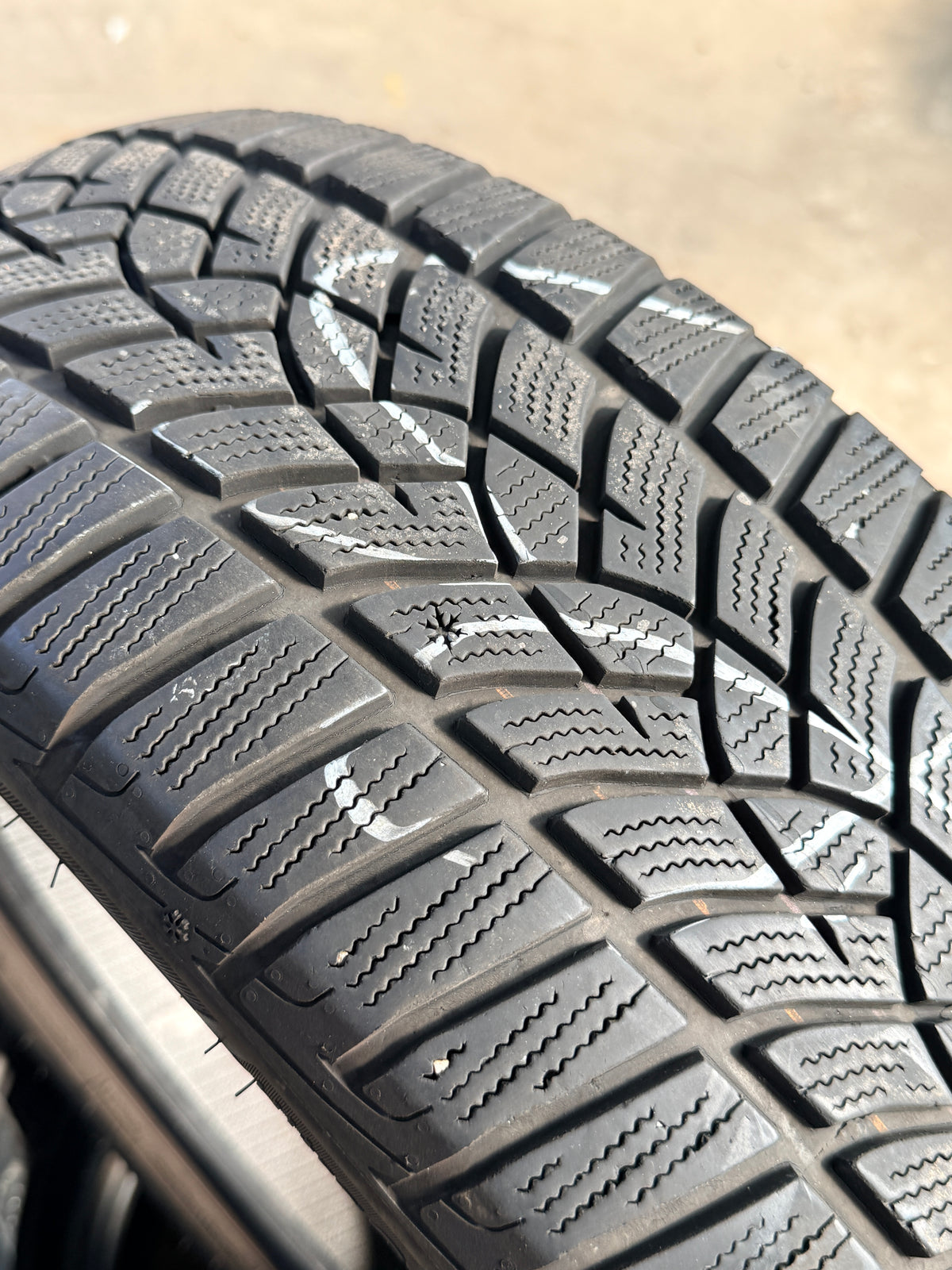 205/55/19 - Invernali - Goodyear - DOT 2021 - Usato