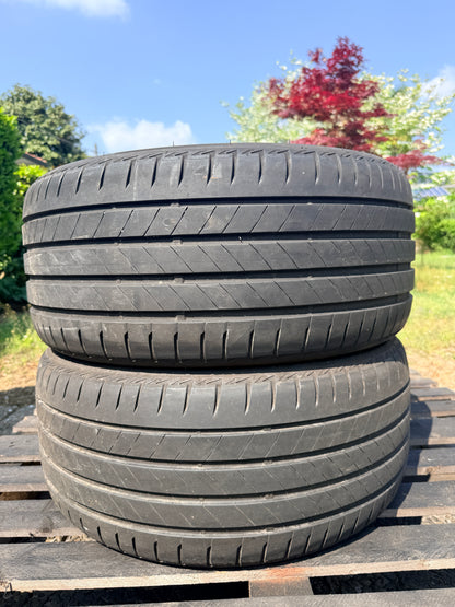 245/40/18 - Estive - Bridgestone - DOT 2022 - Usato