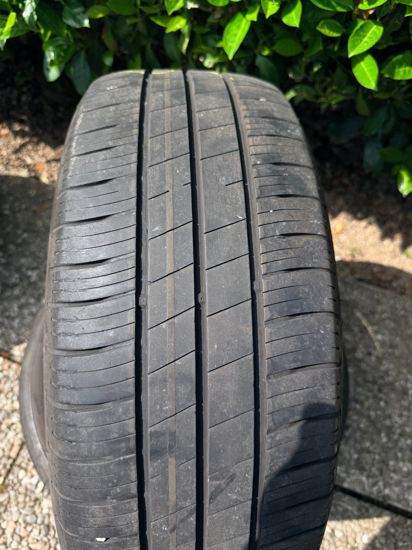205/55/17 - Estive - Goodyear - DOT 2020 - Usato