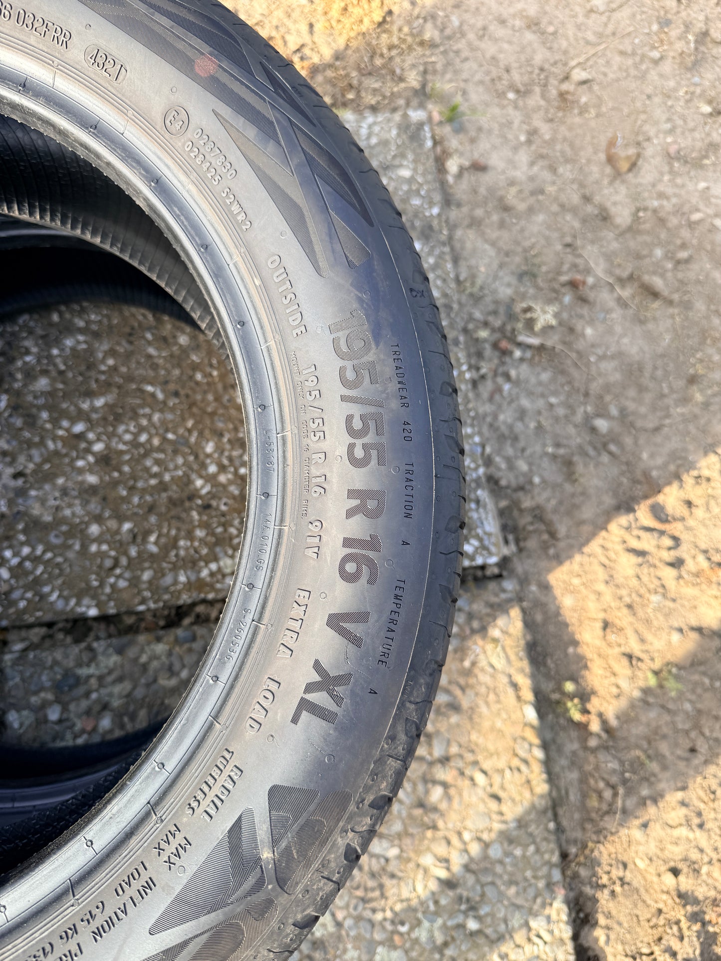 195/55/16 - Estive - Continental - DOT variabili - Usato