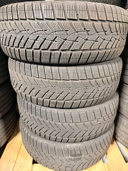 225/55/19 - Invernali - Goodyear - DOT 2021 - Usato