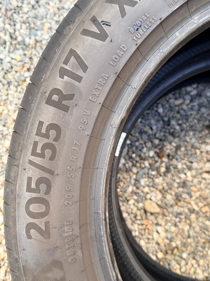 205/55/17 - Estive - Continental - DOT 2024 - Usato