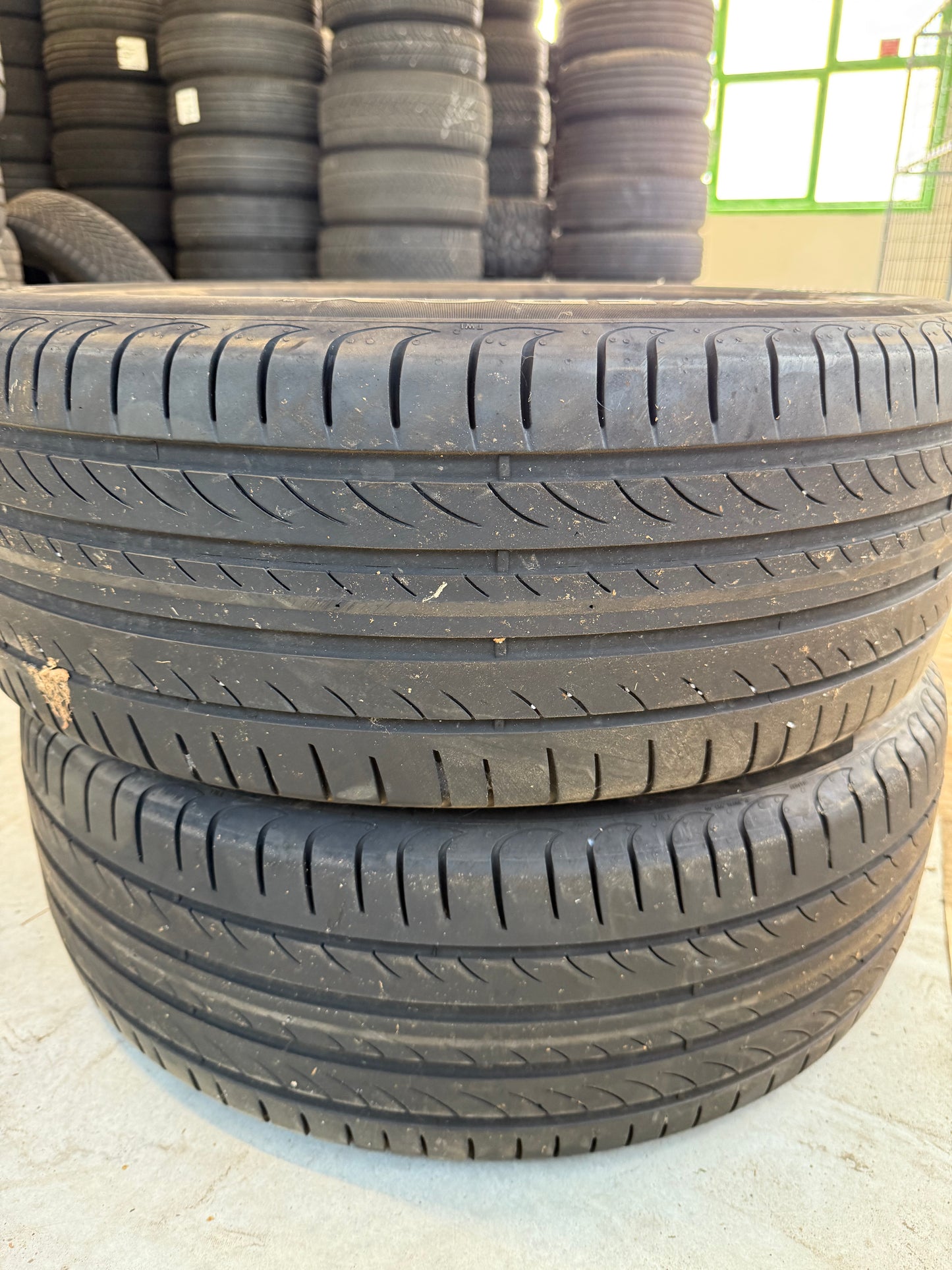 215/55/18 - Estive - Pirelli - DOT 2022 - Usato