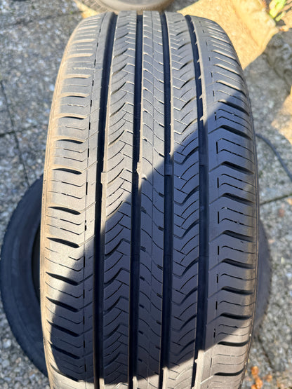 215/55/18 - Estive - Maxxis - DOT 2022 - Usato