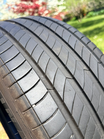 225/50/18 - Estive - Michelin - DOT 2021/2023 - Usato
