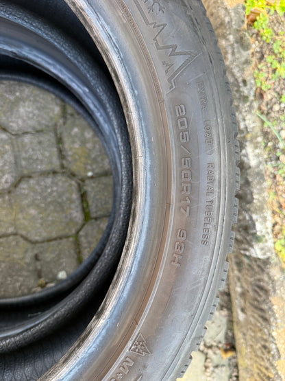 205/50/17- Invernali - Dunlop - DOT 2021 - Usato