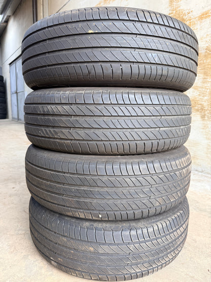 215/65/17 - Estive - Michelin - DOT 2021 - Usato