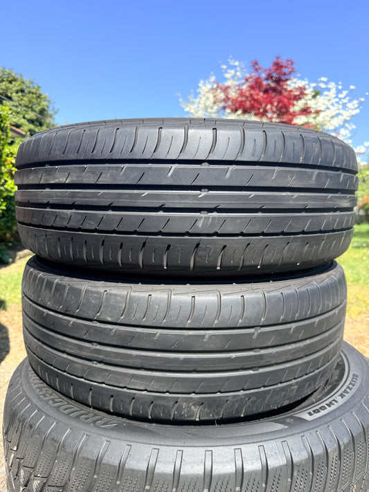 205/60/16 - Estive - Falken - DOT 2018 - Usato