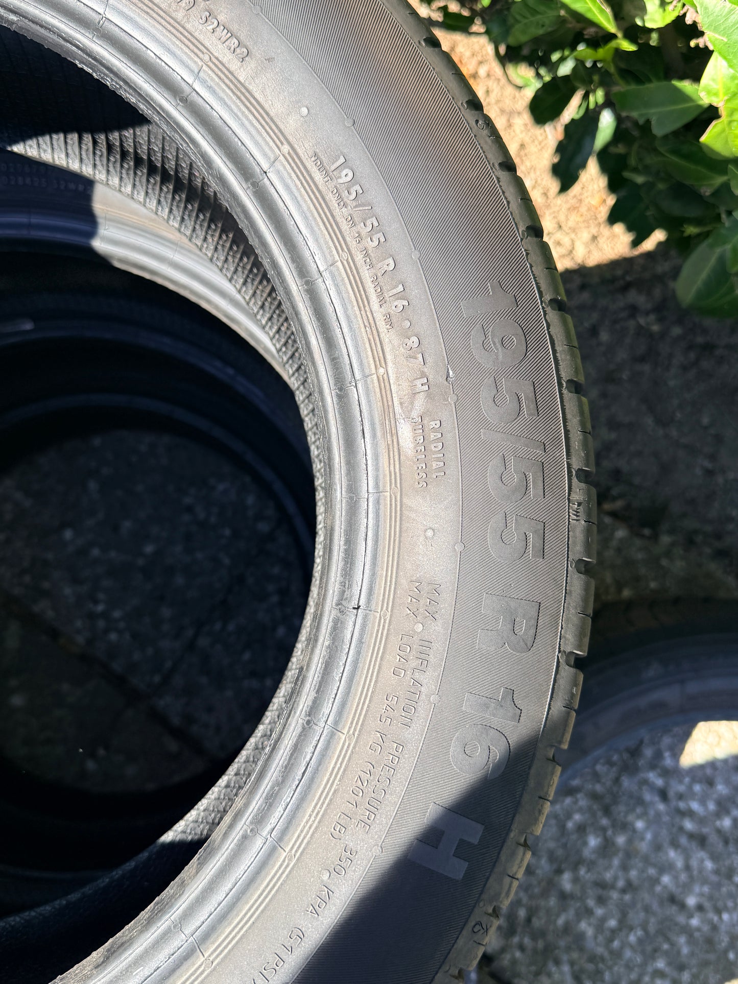 195/55/16 - Estive - Continental - DOT variabili - Usato
