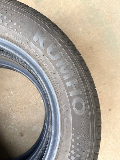 185/65/15 - Estive - Kumho - DOT 2023 - Usato
