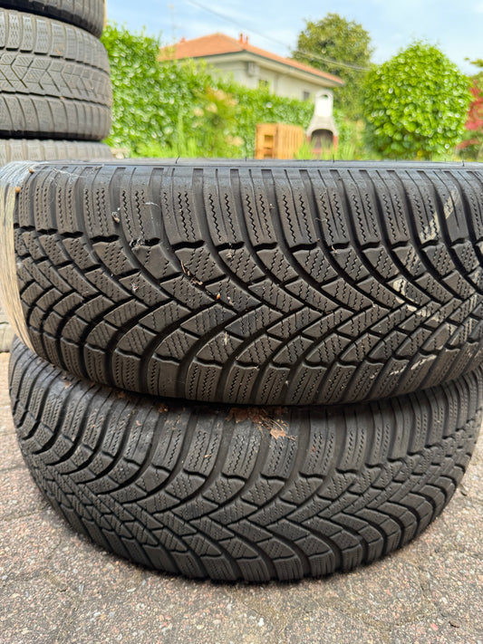 215/60/17 - Invernali - Bridgestone - DOT 2023 - Usato