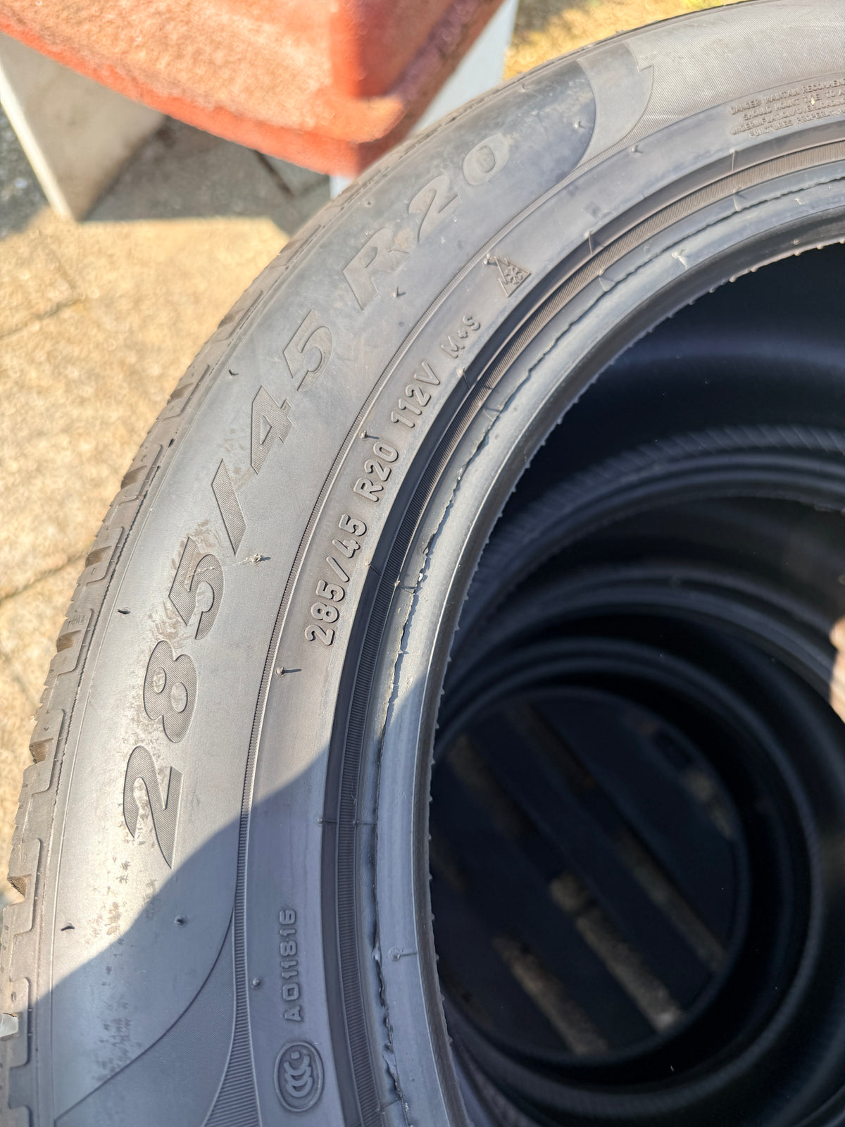 285/45/20 - Invernali - Pirelli - DOT 2019 - Usato