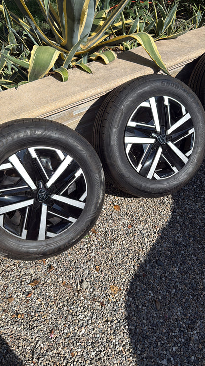SOLO Cerchi 16” - Peugeot 2008 - Originali - Usato