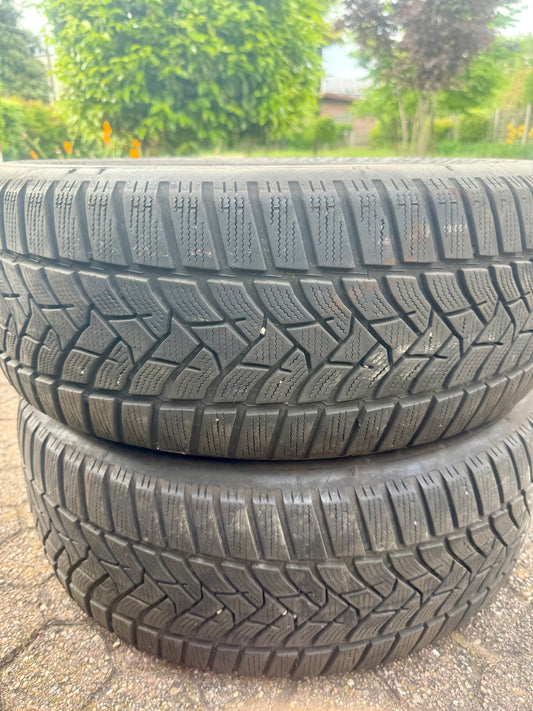 225/55/17 - Invernali - Dunlop - DOT 2020 - Usato