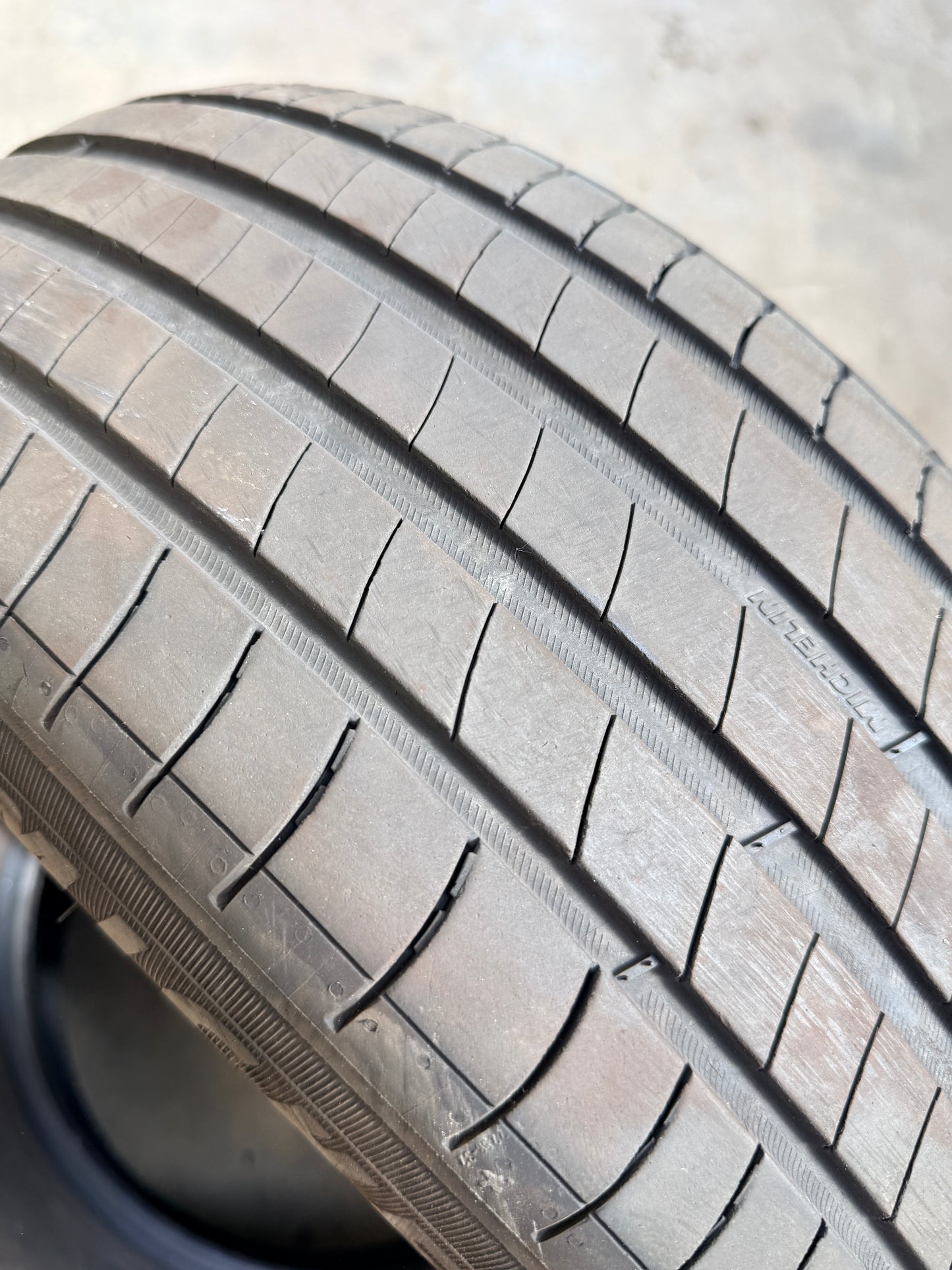 195/55/16 - Estive - Michelin - DOT 2024 - Usato