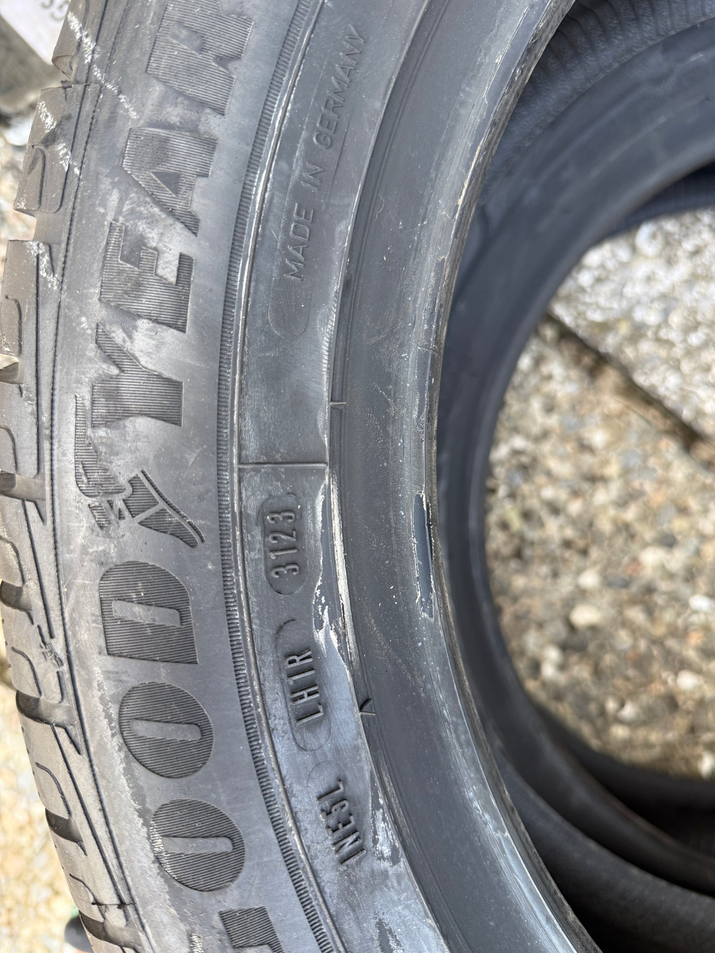 225/55/18 - Invernali - Goodyear - DOT 2023 - Nuovo