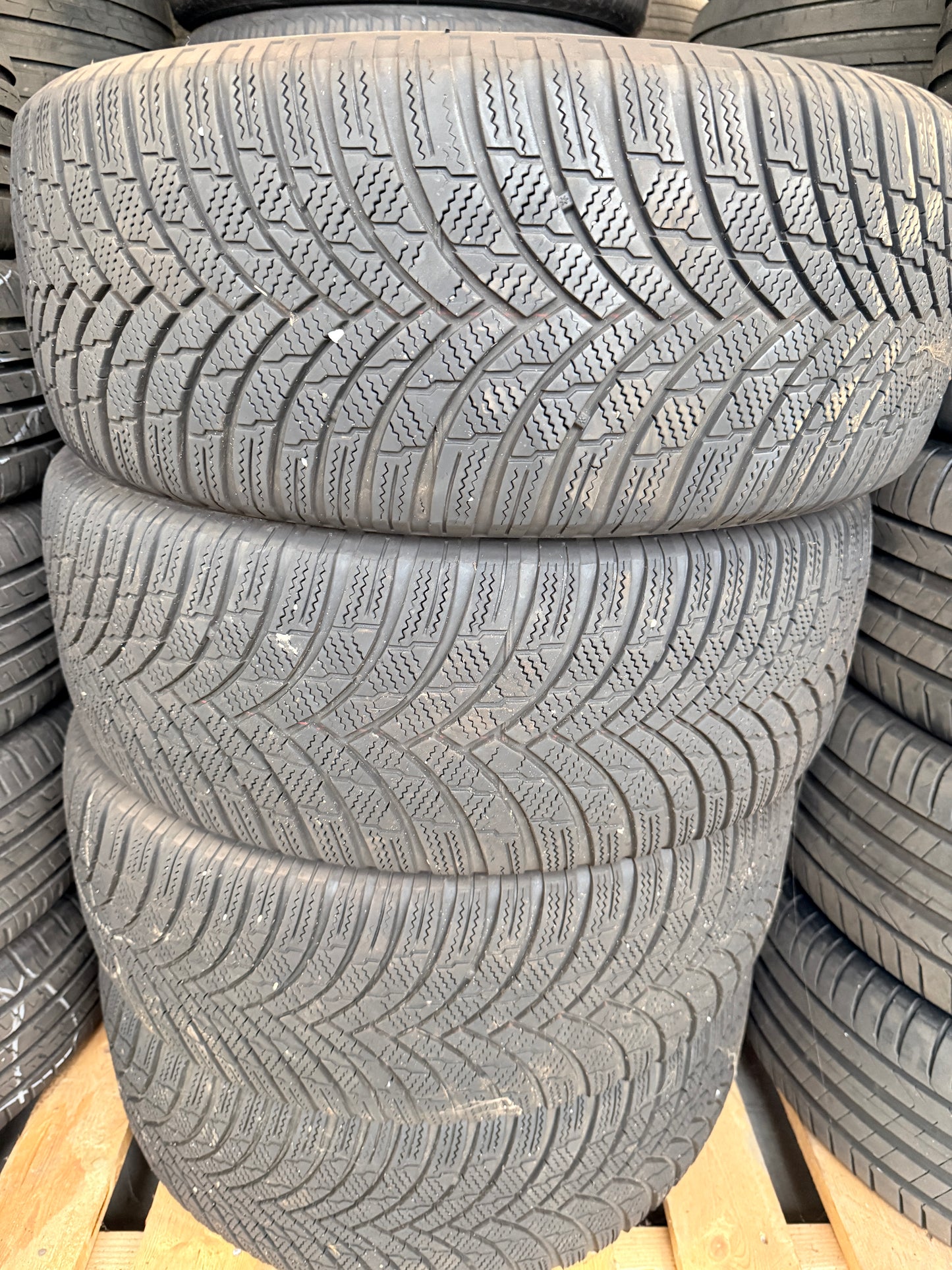 225/55/17 - Invernali - Firestone - DOT 2022 - Usato