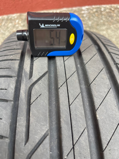 215/60/16 - estive - Bridgestone - DOT 2020 - Usato