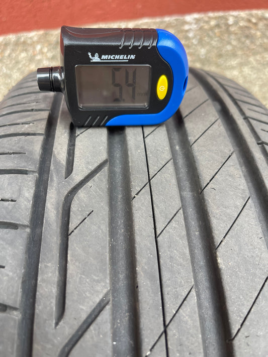 215/60/16 - estive - Bridgestone - DOT 2020 - Usato