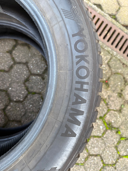 215/60/17 - Invernali - Yokohama - DOT 2020 - Usato