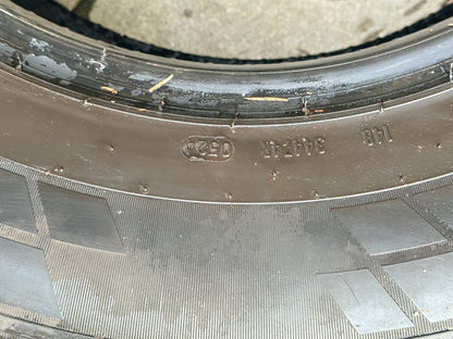 215/70/15C - Estive - Pirelli - DOT 2024 - Usato