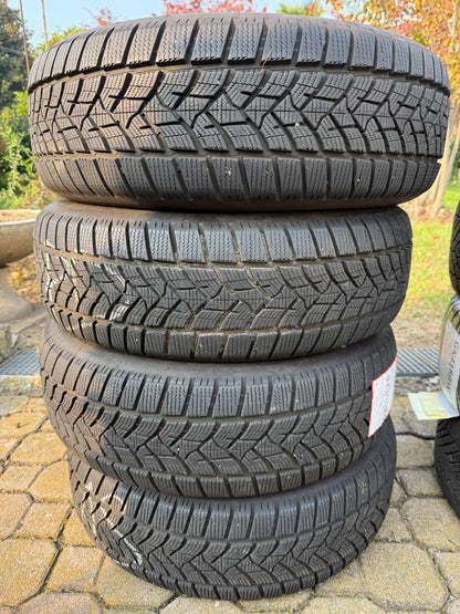 215/65/17 - Invernali - Dunlop - DOT 2022 - Usato