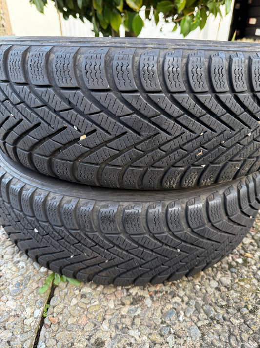 185/65/15 - Invernali - Pirelli - DOT 2021 - Usato