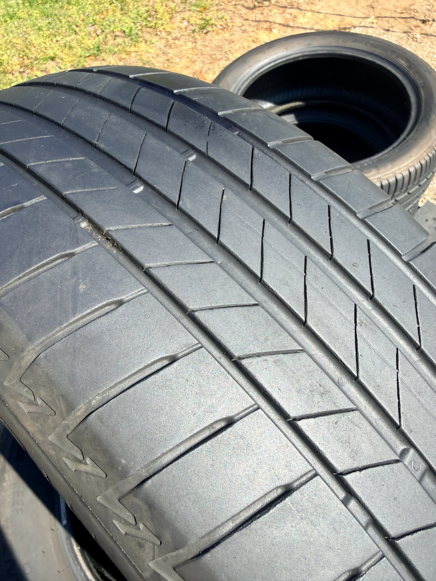 205/60/16 - Estive - Bridgestone - DOT 2020/2021 - Usato