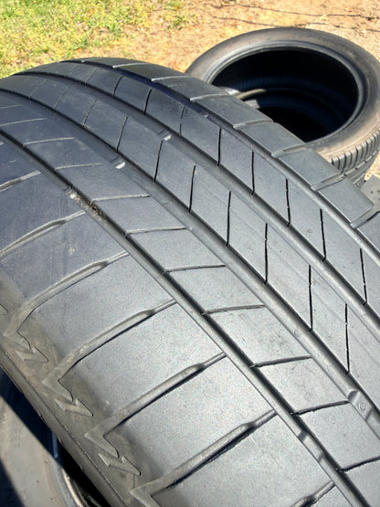 205/60/16 - Estive - Bridgestone - DOT 2020/2021 - Usato