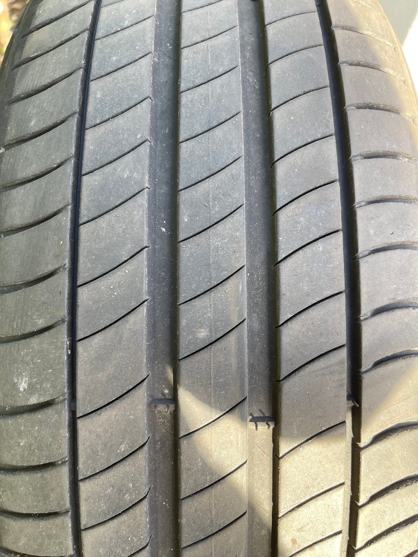 205/55/19 - Estive - Michelin - DOT 2022 - Usato